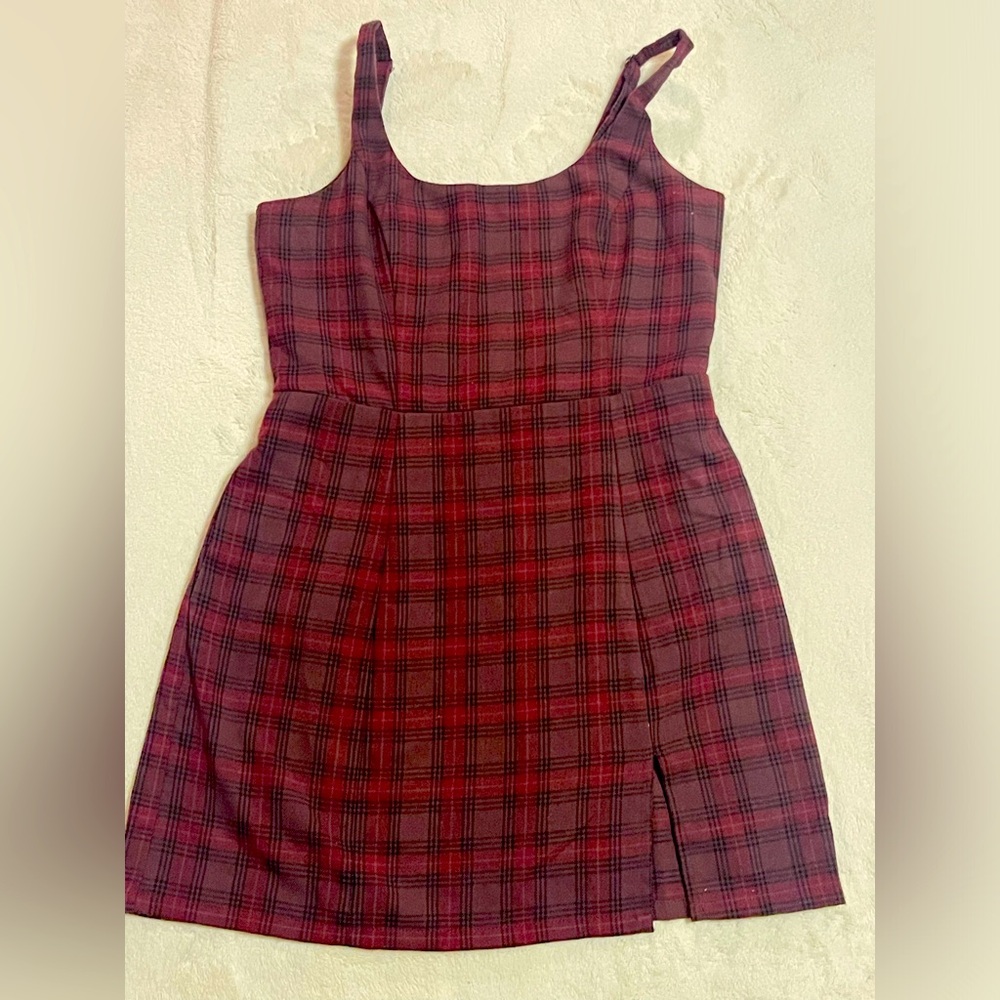 AEROPOSTALE Medium Red and Black Plaid Dress